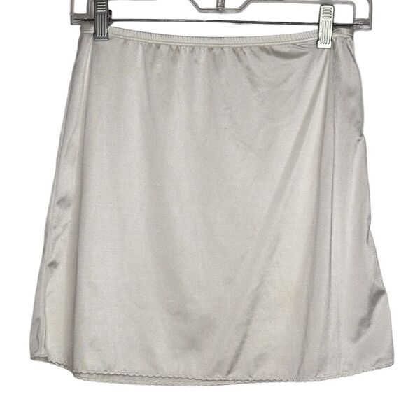 Vintage Gilligan & O'Malley Nylon Mini Slip - Picture 3 of 5